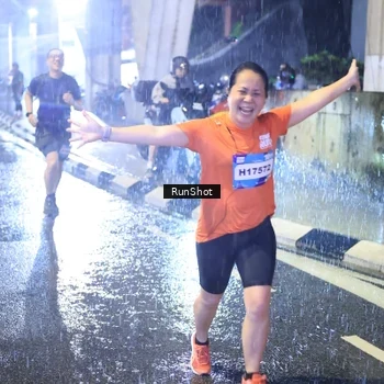 Runner Photo 7918245