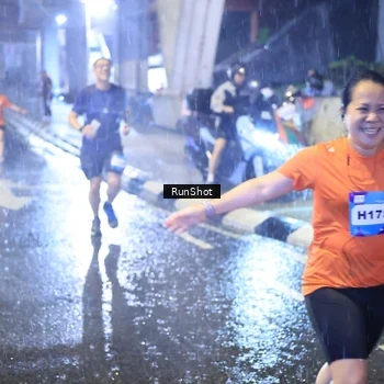 Runner Photo 7918247