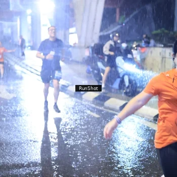 Runner Photo 7918260