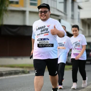 Runner Photo 7918281