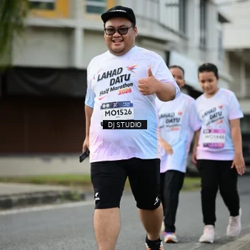 Runner Photo 7918283