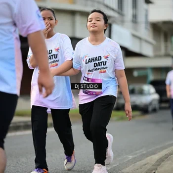 Runner Photo 7918296