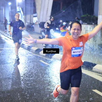 Runner Photo 7918299