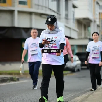 Runner Photo 7918316