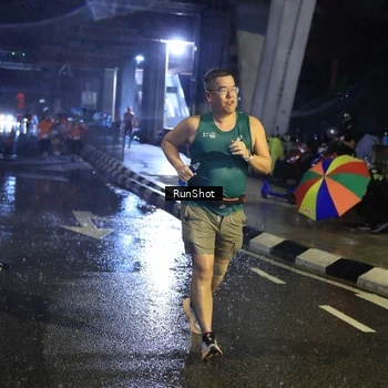 Runner Photo 7918324