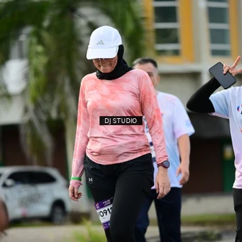 Runner Photo 7918331