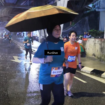 Runner Photo 7918335