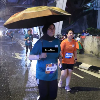 Runner Photo 7918337