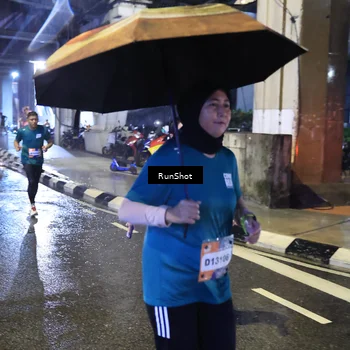 Runner Photo 7918345