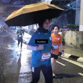 Runner Photo 7918346