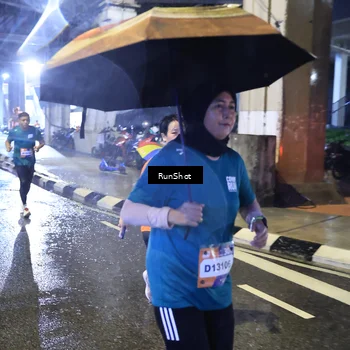 Runner Photo 7918352