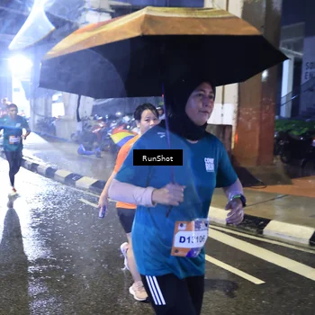 Runner Photo 7918354