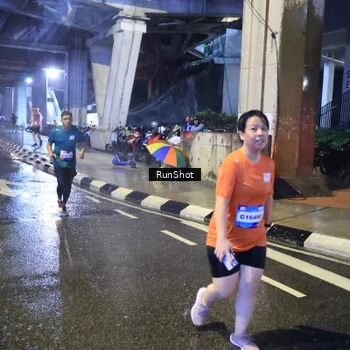 Runner Photo 7918373