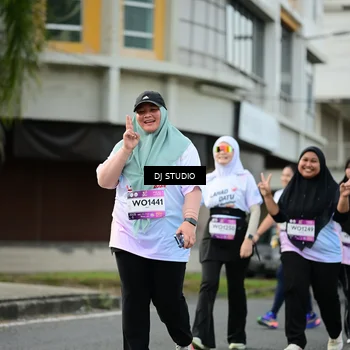 Runner Photo 7918375