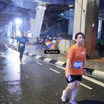 Runner Photo 7918376