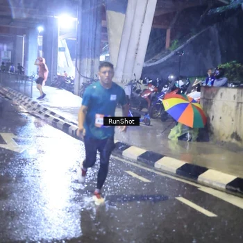 Runner Photo 7918388