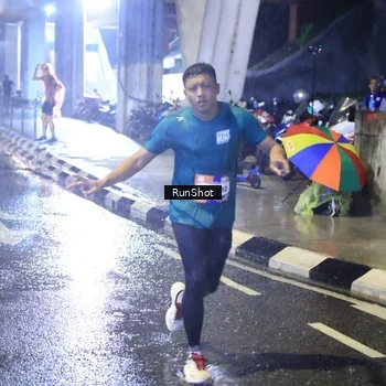 Runner Photo 7918408
