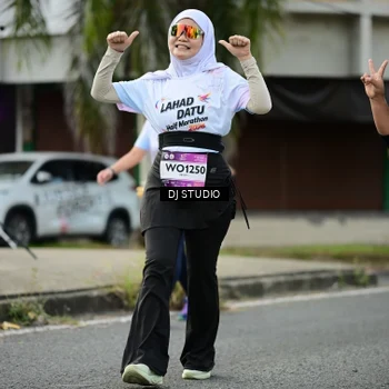 Runner Photo 7918413