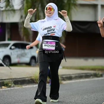 Runner Photo 7918415