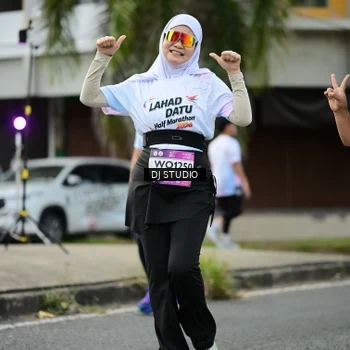 Runner Photo 7918416