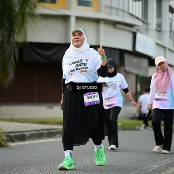 Runner Photo 7918435