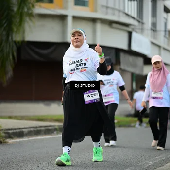 Runner Photo 7918437