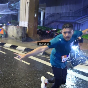 Runner Photo 7918446
