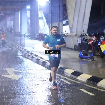 Runner Photo 7918449