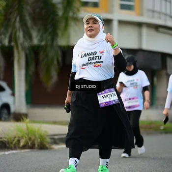 Runner Photo 7918450