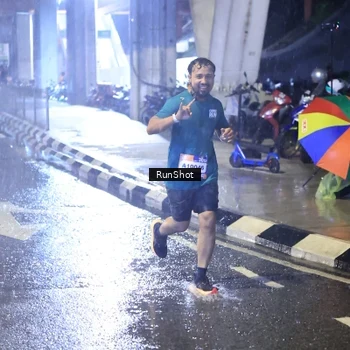 Runner Photo 7918466