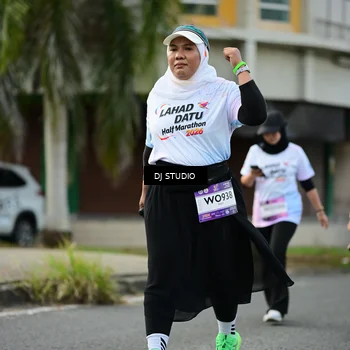Runner Photo 7918468