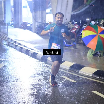 Runner Photo 7918481
