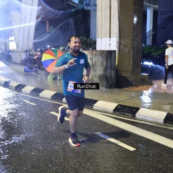 Runner Photo 7918519