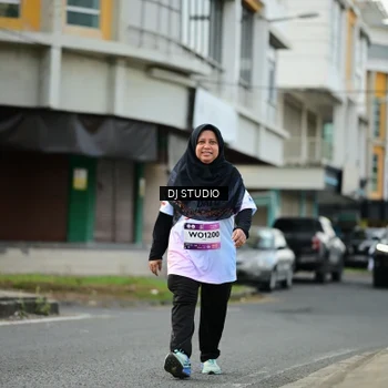 Runner Photo 7918592