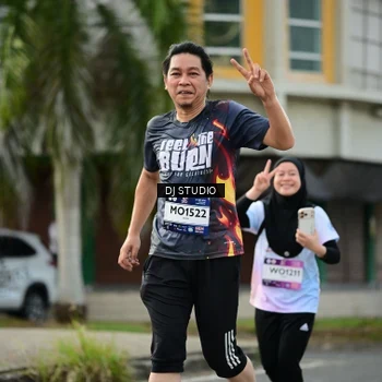 Runner Photo 7918596
