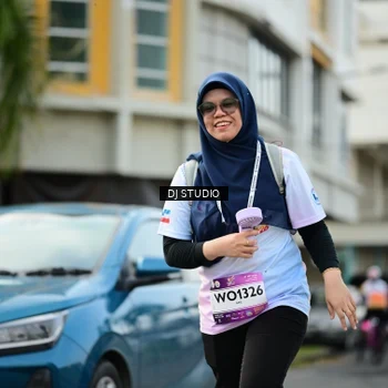 Runner Photo 7918659