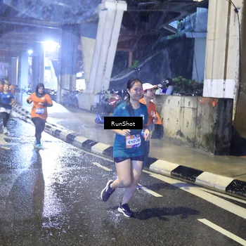 Runner Photo 7918667