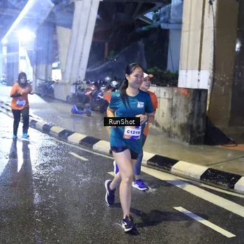 Runner Photo 7918673