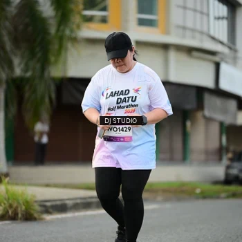 Runner Photo 7918684