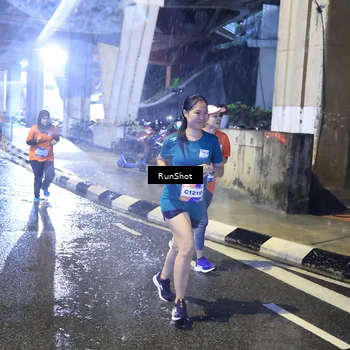 Runner Photo 7918685