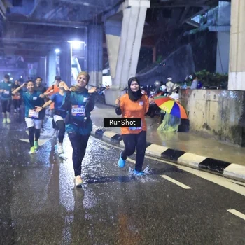 Runner Photo 7918733