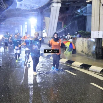 Runner Photo 7918744