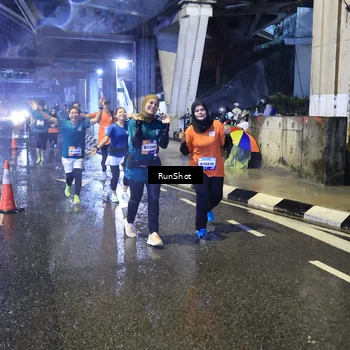 Runner Photo 7918749