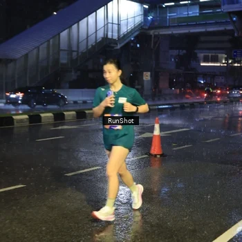 Runner Photo 7918762