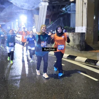 Runner Photo 7918780