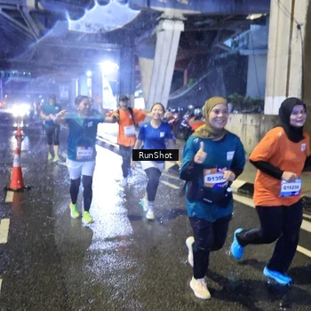 Runner Photo 7918783