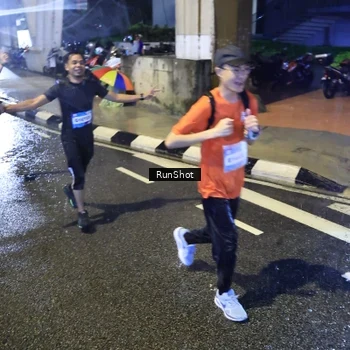 Runner Photo 7918810