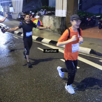 Runner Photo 7918811