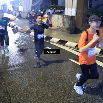 Runner Photo 7918816