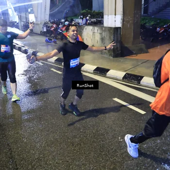 Runner Photo 7918833